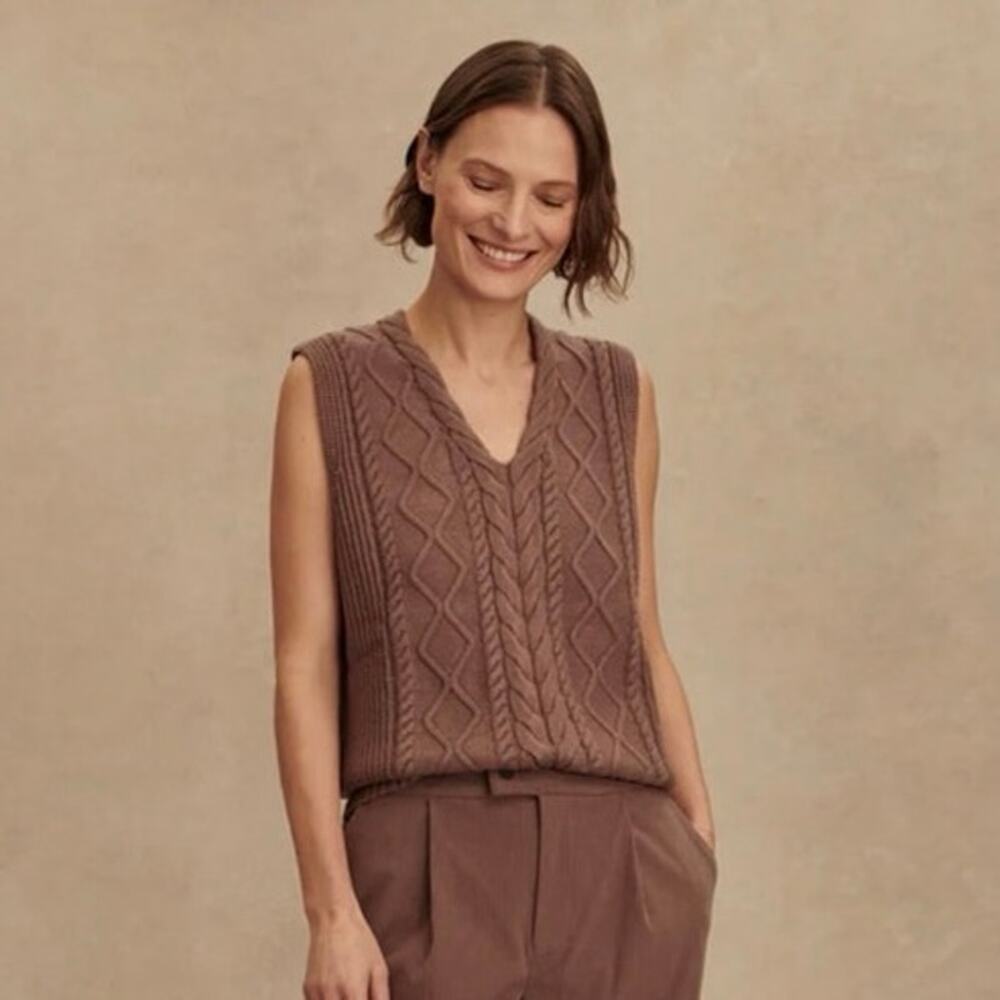 Varley Kay Cable Knit Vest Deep Taupe Large
